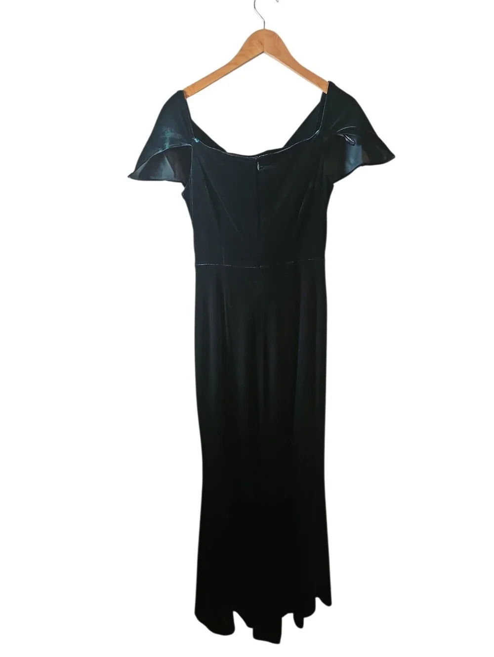 Vince Camuto Off-Shoulder Velvet Evening Gown - Emerald Green Sz 10